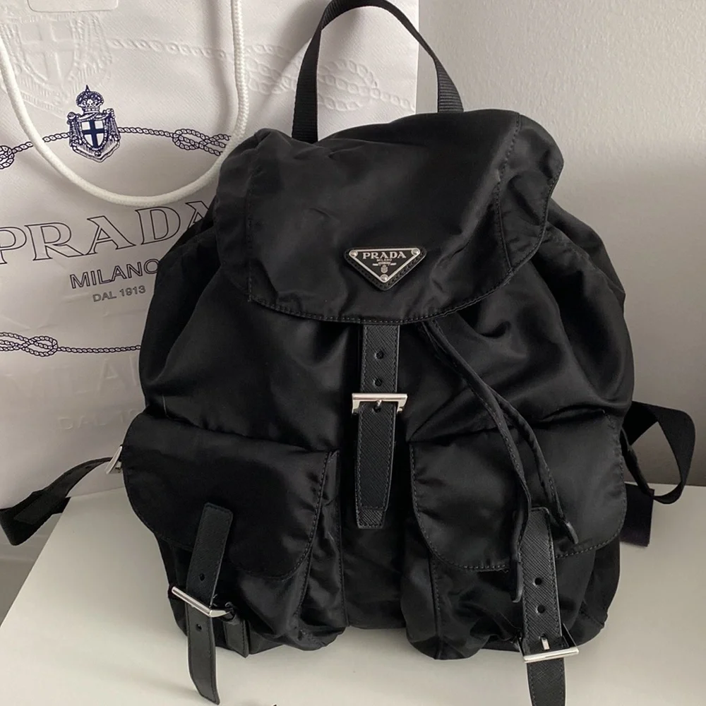 🖤Prada Re-Nylon medium backpack🖤 - Picture 3 of 11